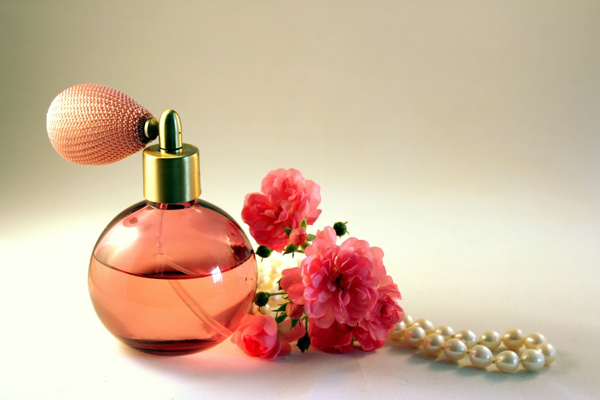 Perfumeria internetowa – szybkie i pewne zakupy